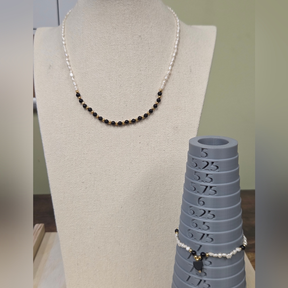 Freshwater Pearl and Black Stone Necklace and Bracelet Set